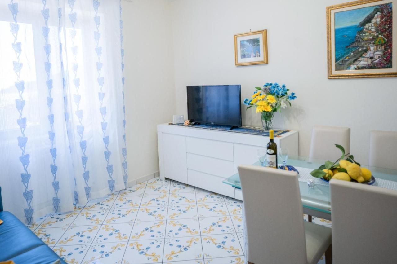 Casa Vacanza La Gardenia 트라몬티 외부 사진